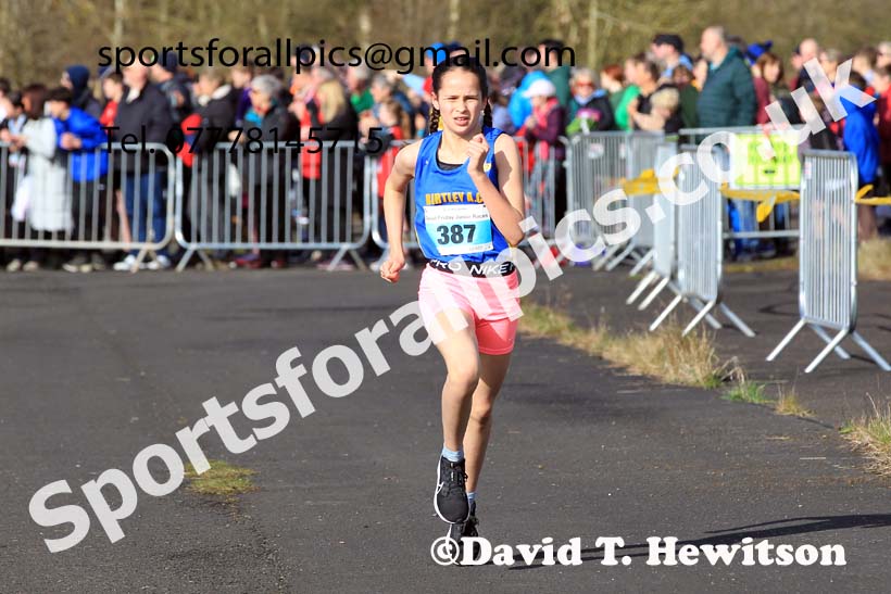 Boys and Girls Under-13s 2023 Elswick Harriers Road Relays, Albamarle Barrack Airfield, Ouston, Northumberland. Photo: David T. Hewitson/Sports for All Pics